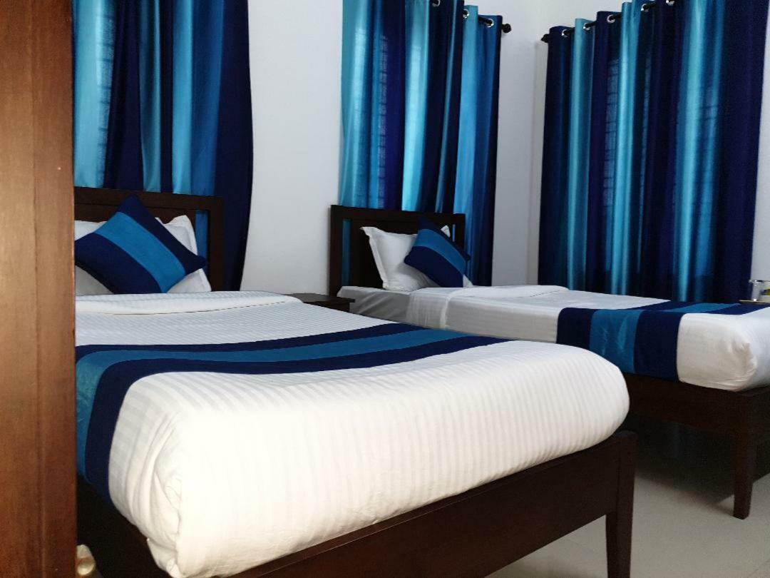 Kohinoor Hotell Alwaye Exteriör bild